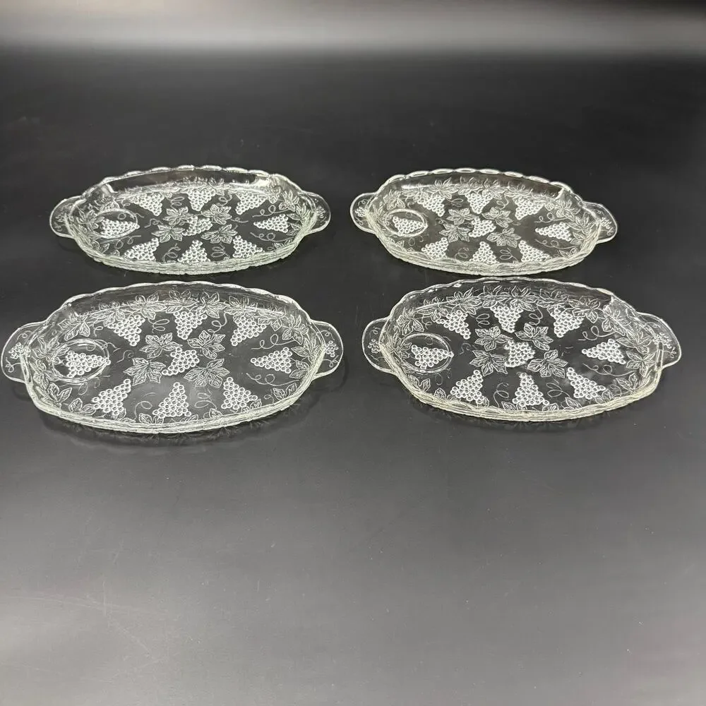 set of 4 vintage Anchor Hocking Vintage Clear Snack Plates grape clusters leaves